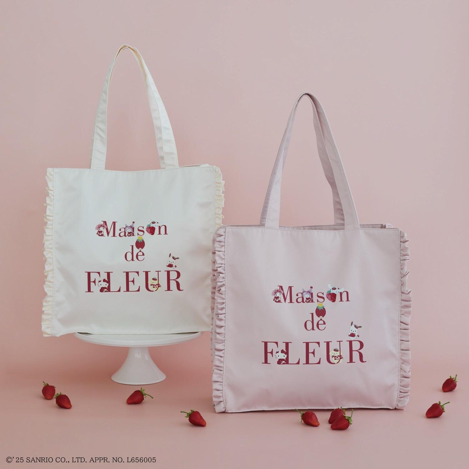 メゾン ド フルール×サンリオ「月間いちご新聞」”いちご柄衣装”の