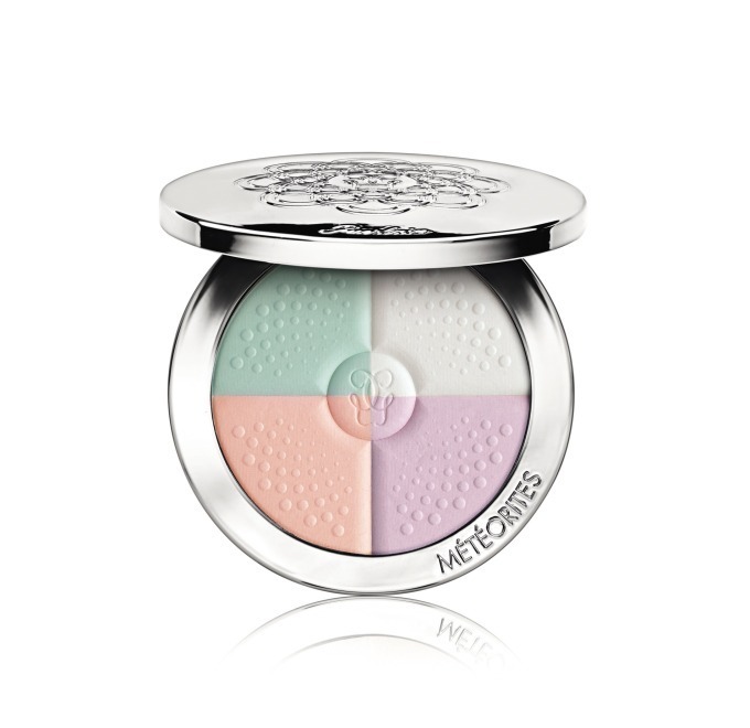 ゲラン“魔法のパウダー”「メテオリット」から多機能コンパクト新登場