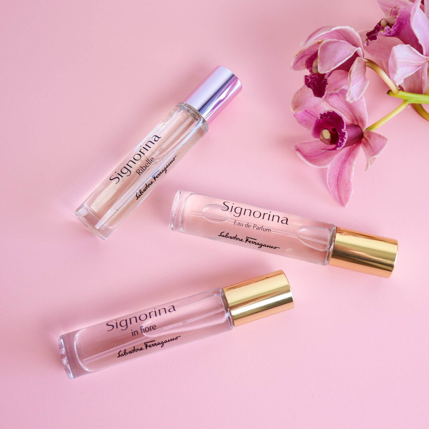 サルヴァトーレ フェラガモの人気香水「シニョリーナ」持ち運びに便利