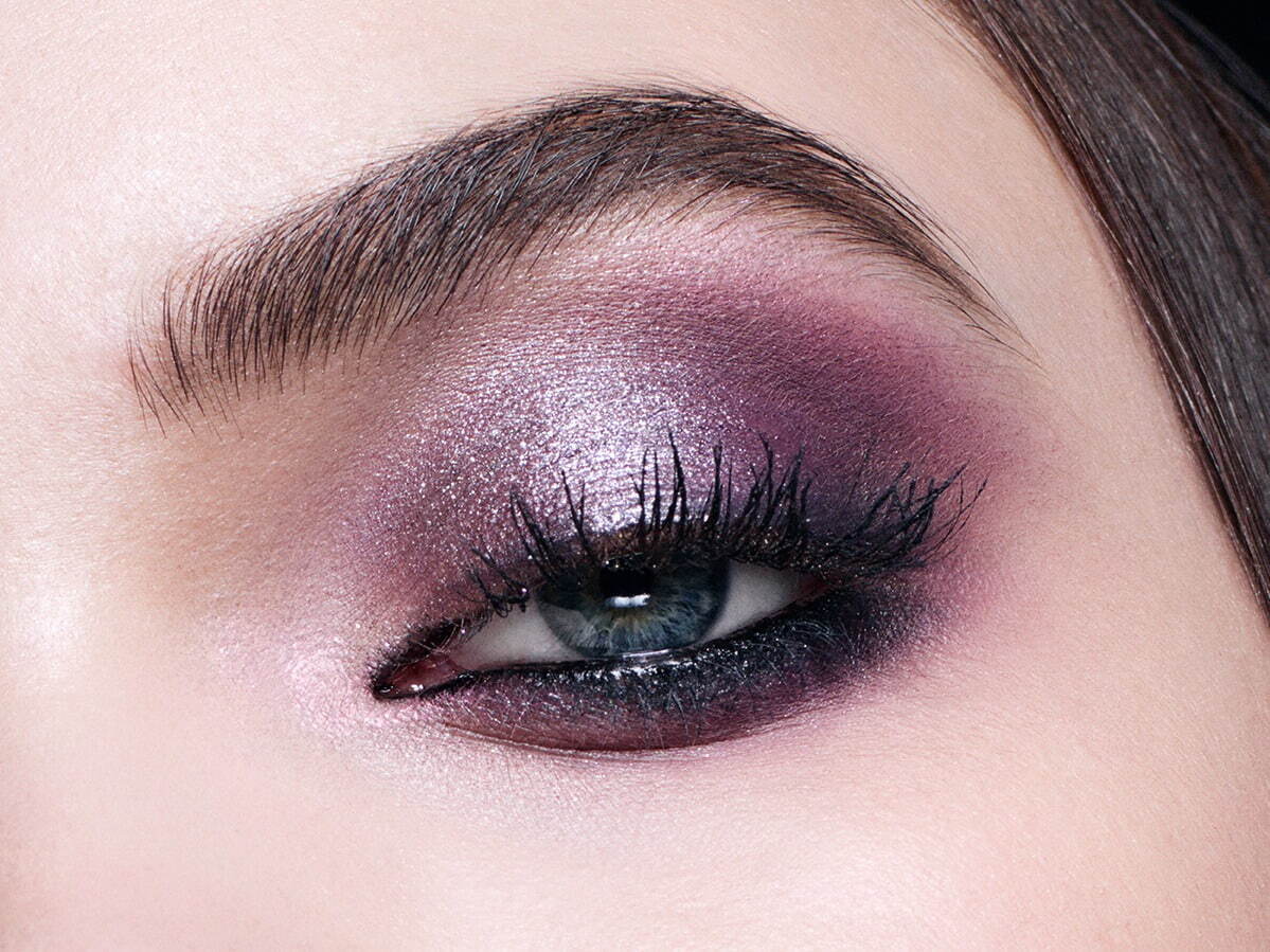 トム フォード ビューティ22年秋コスメ、輝く“バイオレット サテン”の