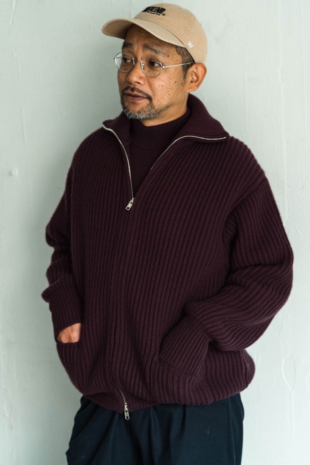 写真10/14｜ヘリル“最高級カシミヤ”のドライバーズニット、レショップ