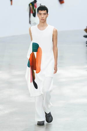 w300_HOMME_PLISSE_IM_2024aw_00