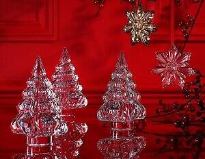 バカラの25年クリスマス、“クリスタル輝く”オーナメント＆新年を祝う