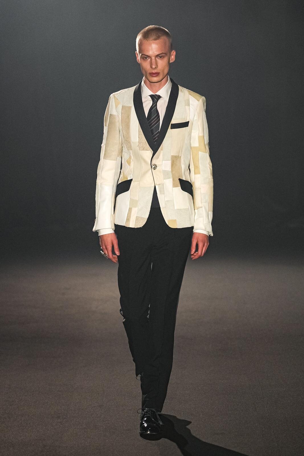 ジュンヤ ワタナベ(JUNYA WATANABE) コレクション - ファッションプレス