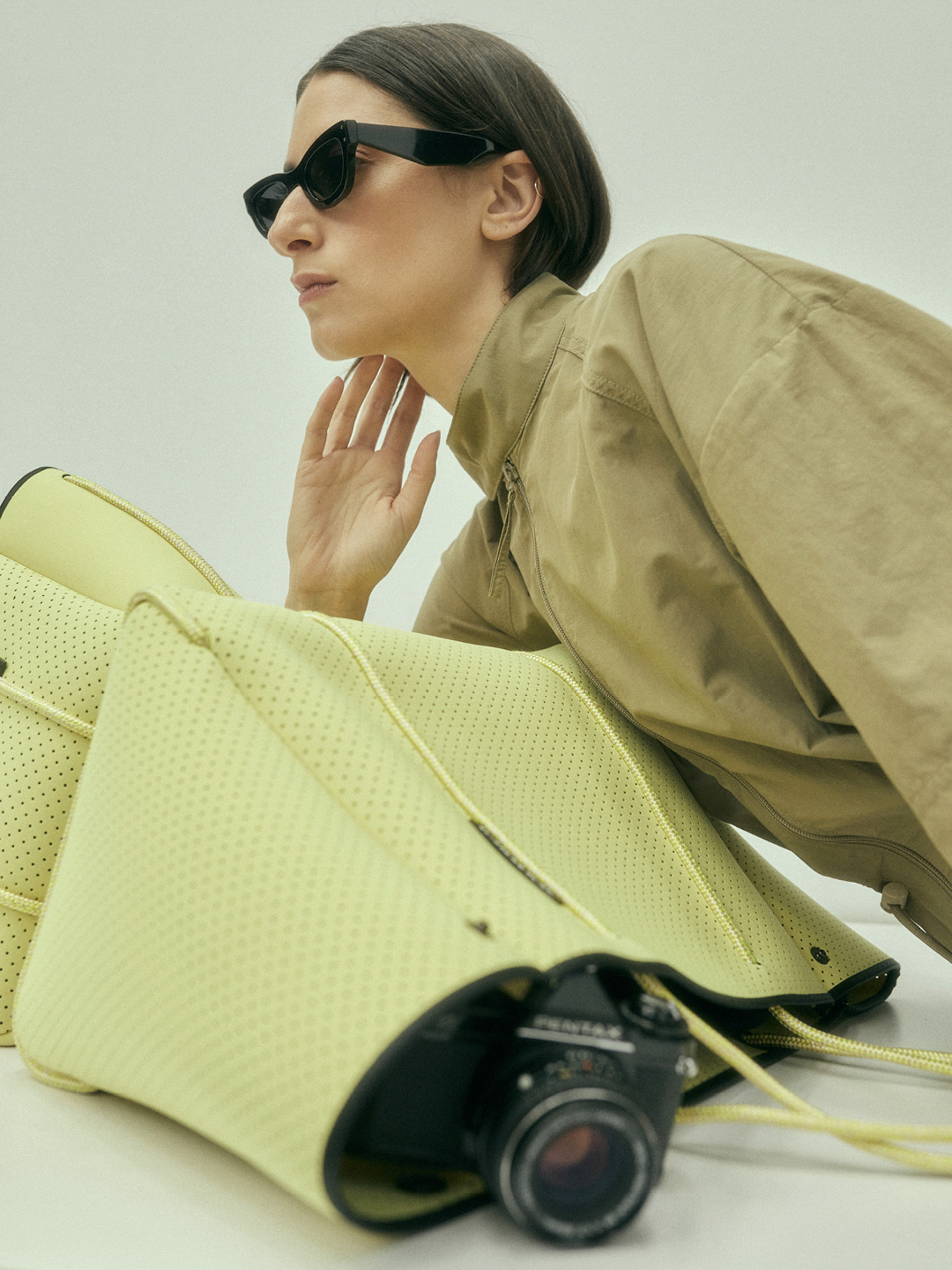 ステート オブ エスケープから新作、3way仕様のコンパスベルトバッグを発売