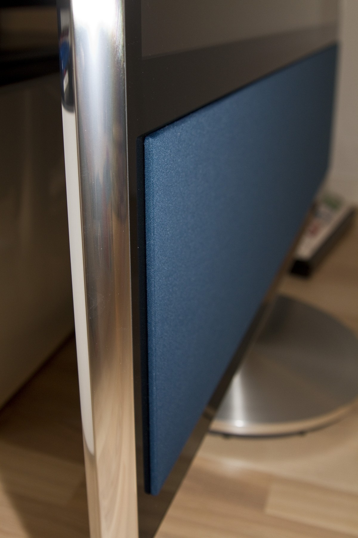 B&O BeoVision 11 review - FlatpanelsHD