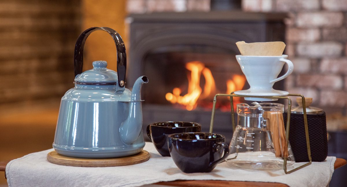 新発売「レトロホーローケトル 限定カラー ブルーグレー」｜プレス