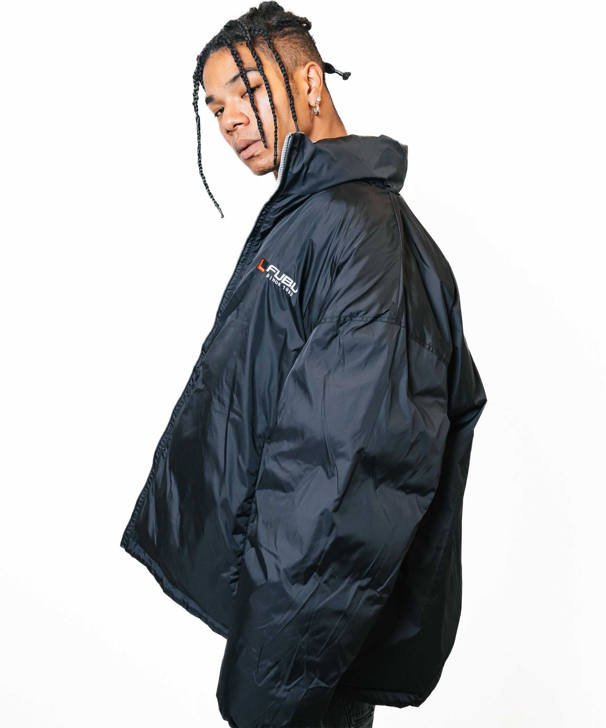 FUBU フブ ジャケット アウター ロゴ ワッペン 刺繍 ドローコード付き