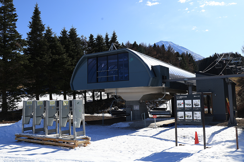 日本最速クワッドリフト始動！富士山のスキー場「ふじてんスノー