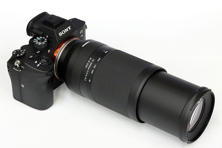 軽量コンパクトな TAMRON 70-300mm F/4.5-6.3 Di III RXD (Model A047