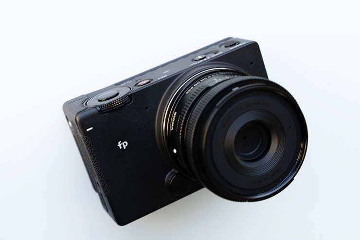 SIGMA fp 実写レビュー | コンパクトなフルサイズミラーレスカメラ