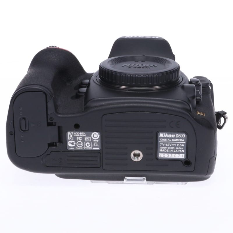 Nikon D800 ボディ 中古 C2120138229499｜中古通販フジヤカメラ