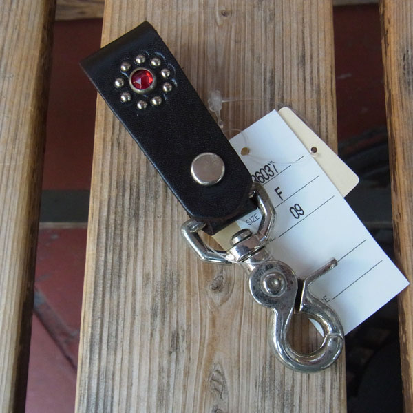 HTC FLOWER LEATHER KEY HOLDER フラワーレザーキーホルダー