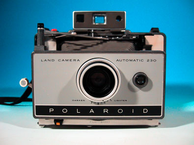 ポラロイド230ランドカメラ