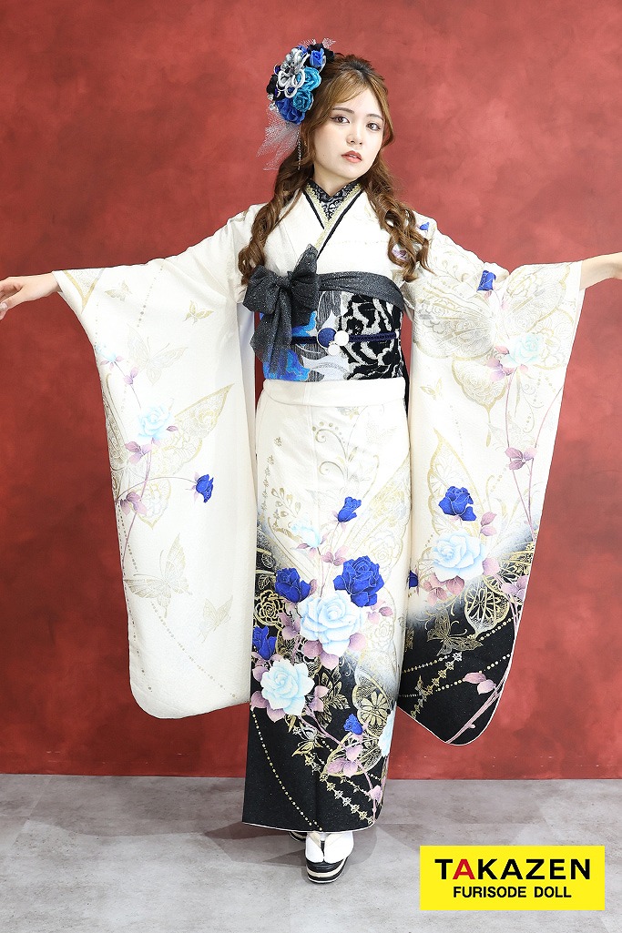 安いクール系モード 白/黒/青 バラ柄/蝶柄 派手 ラグジュアリー