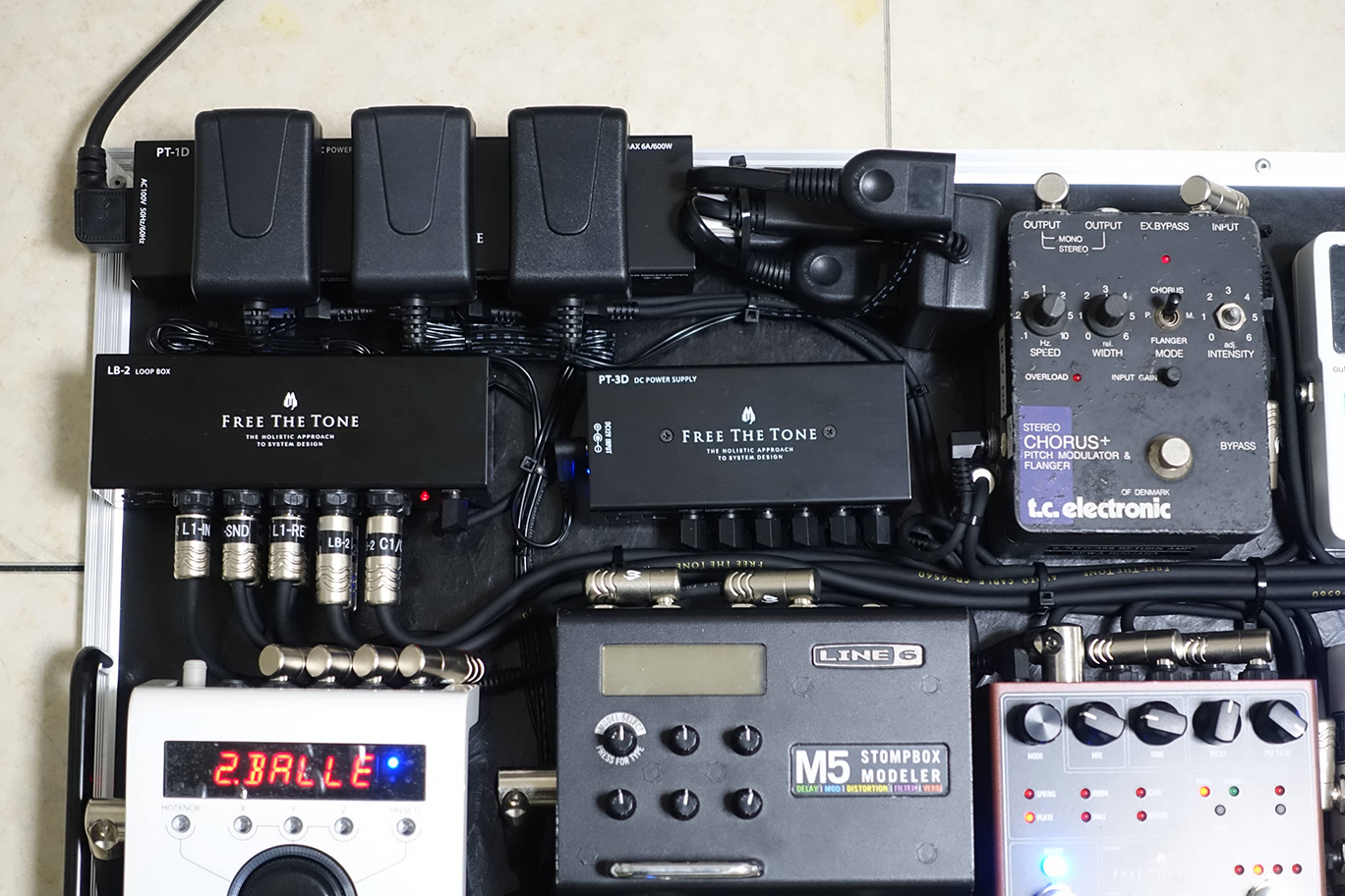 free the tone AC POWER DISTRIBUTOR PT-2 エフェクター 電源 パワー