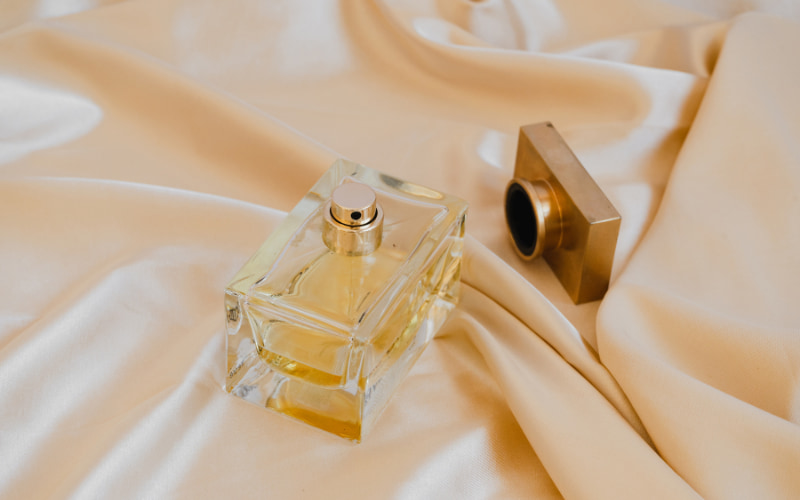 フェロモン香水の媚薬効果＆メンズ・レディースおすすめ人気25選