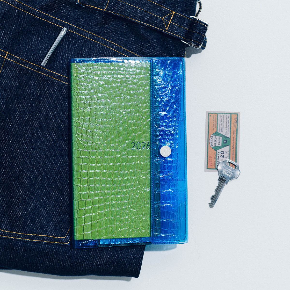 beautiful people / nothing to hide（blue） ［weeksカバー］ - 手帳