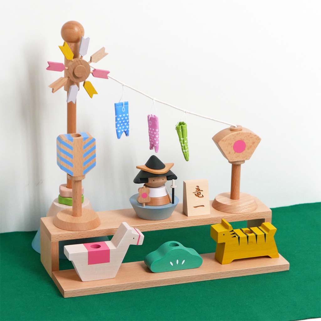 プーカのたんたんごが安い 陣羽織付き 積み木の五月人形 徳永