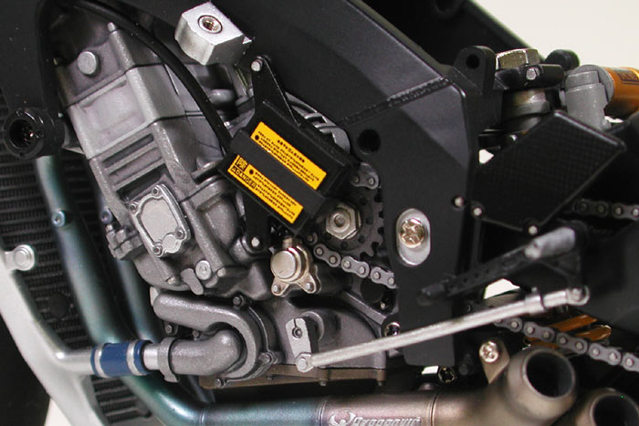 カワサキ ニンジャ ZX-RR (プラモデル) - ホビーサーチ カーモデル