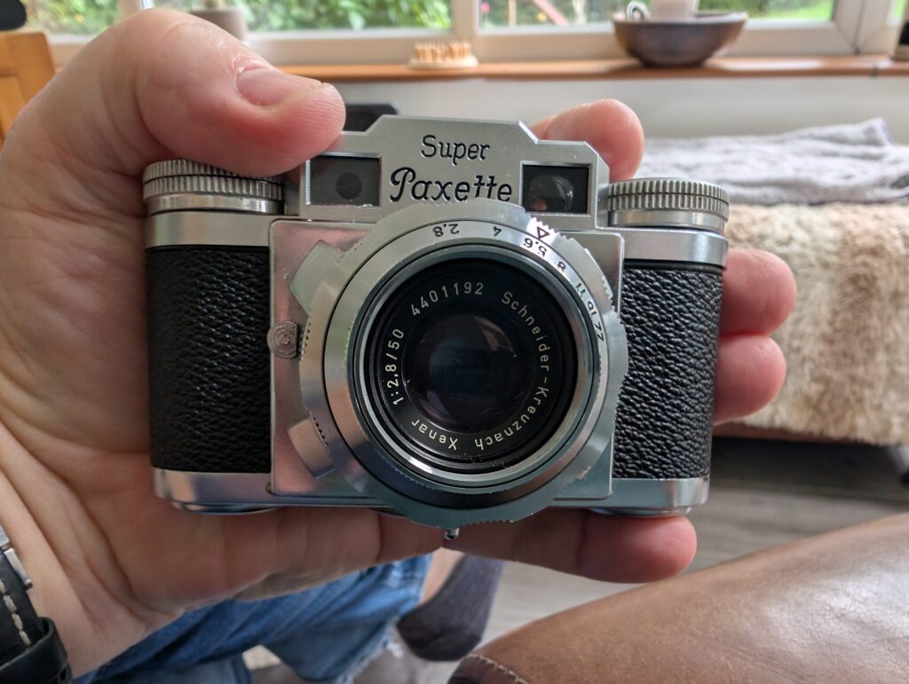 5 Frames with a Braun Super Paxette using Dragon No.1 film - 35mmc