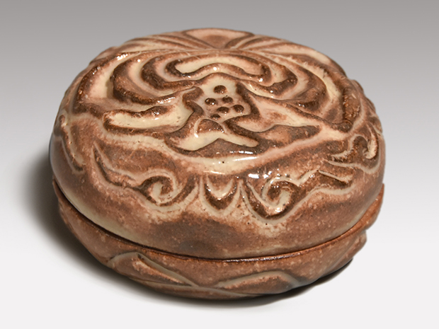 十三代 田原陶兵衛（作) 萩焼 牡丹香合 共箱 | 古美術ささき