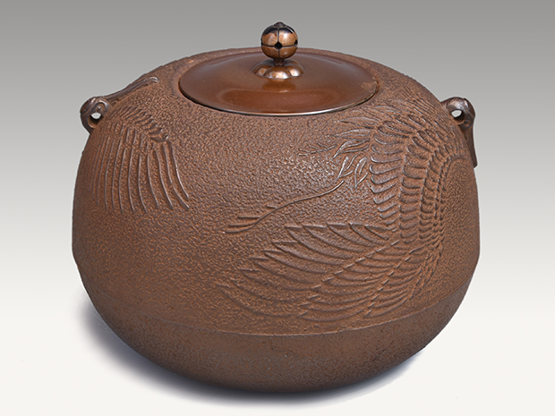 双鶴地紋 宝珠釜 和田美之助(作) 共箱 炉用 | 古美術ささき