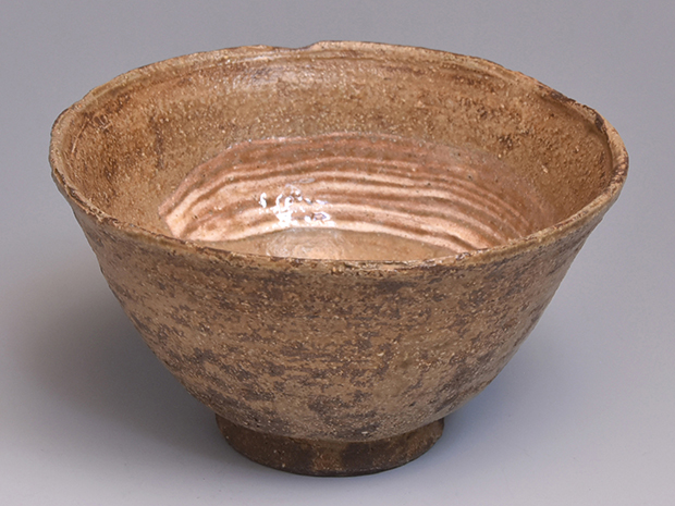 刷毛目伊羅保茶碗 権兵衛作 | 古美術ささき