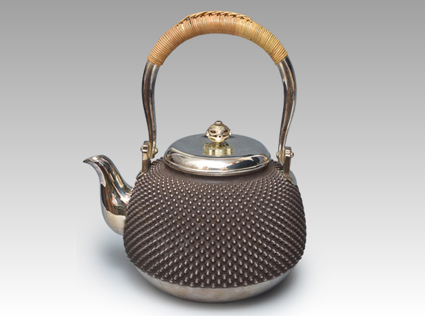 純銀 大阪 尚美堂（造）霰打銀瓶 湯瓶 663g | 古美術ささき