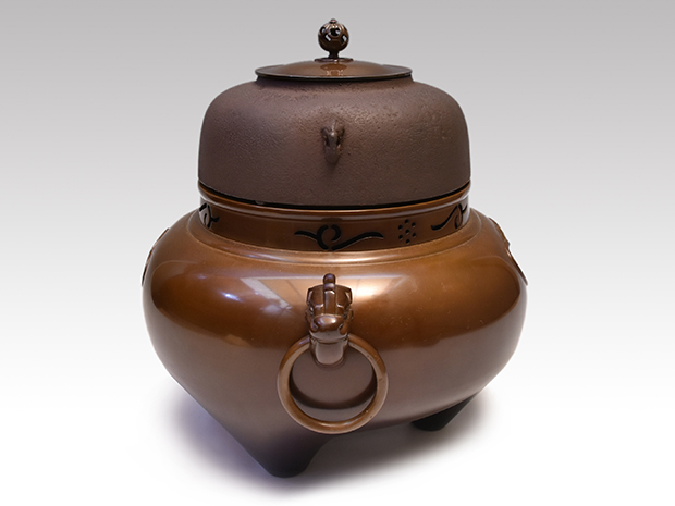 唐銅切合鬼面風炉 平丸釜添 釜師 畠春斎 風炉師 一ノ瀬宗辰 | 古美術ささき