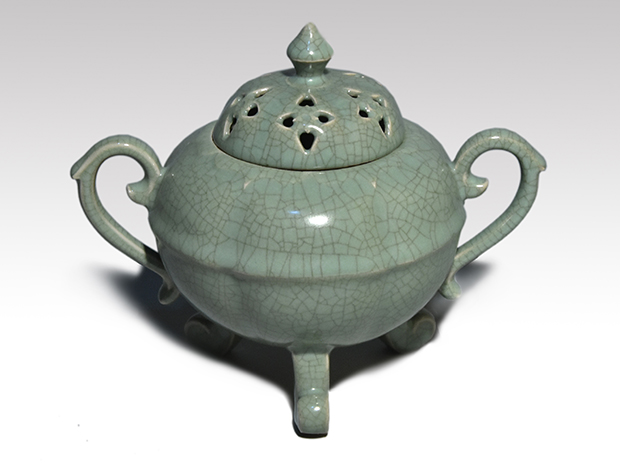 青磁香炉 中島宏（造）共箱 人間国宝 | 古美術ささき