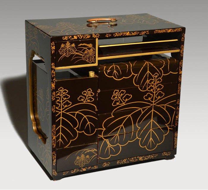 時代物「鳳凰に花唐草紋様 蒔絵」の『野弁当箱』共箱付 重箱 漆器