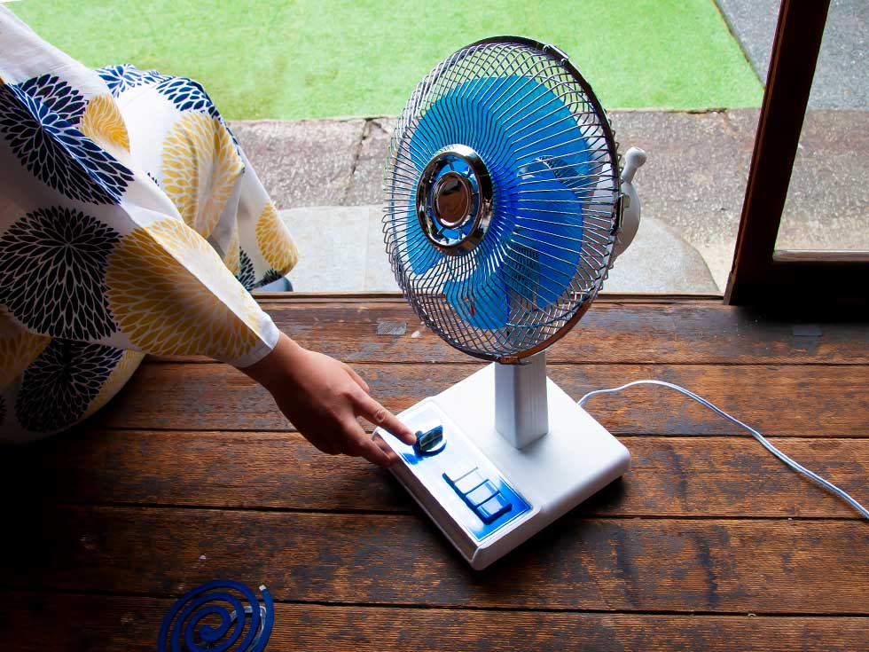 スタッフおすすめ／昔懐かしいのに新しい。レトロデザインミニ扇風機