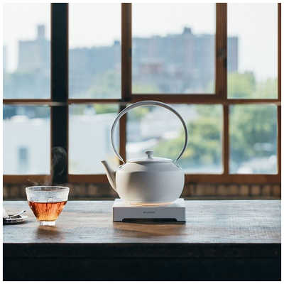 バルミューダ BALMUDA 電気ケトル BALMUDA [0.9L] ホワイト KPT02JP-WH