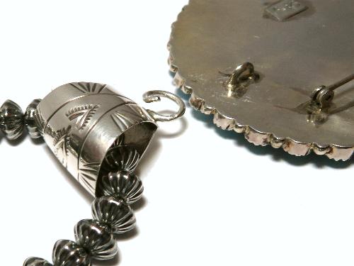 インディアンジュエリーのブローチ・ピン