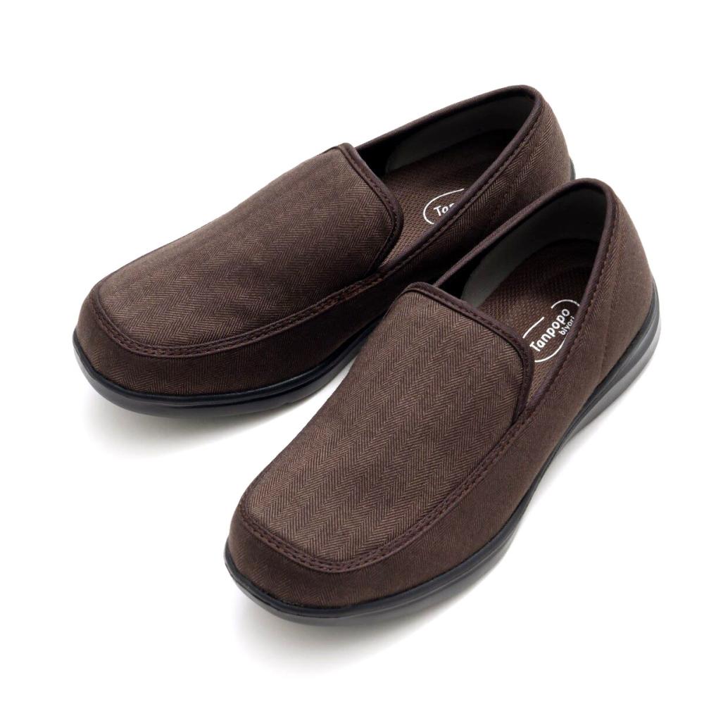 徳武産業 弾むソフトモカシン ダークブラウン 4L の通販