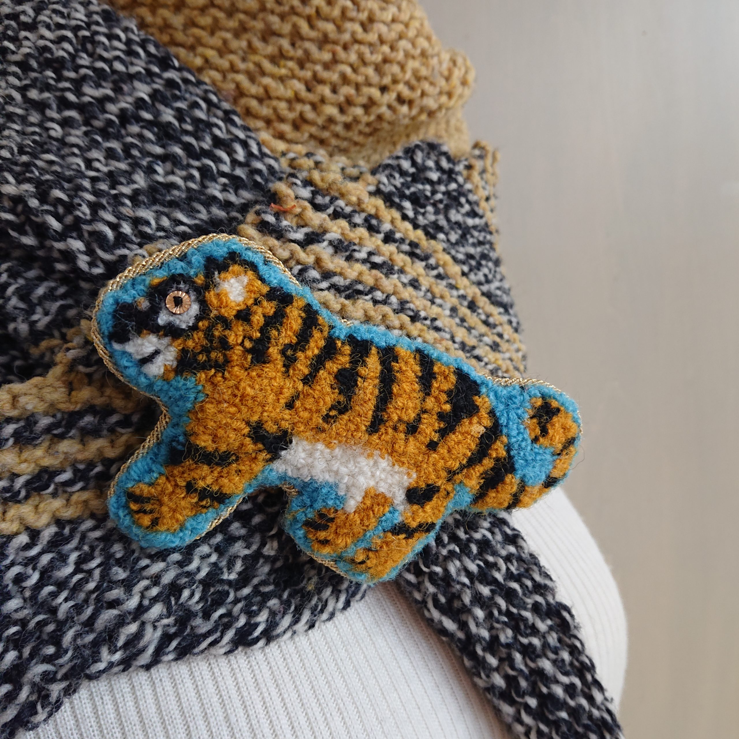 トラのチャーム＆ブローチ（水曜午前クラス） - Keito ケイト