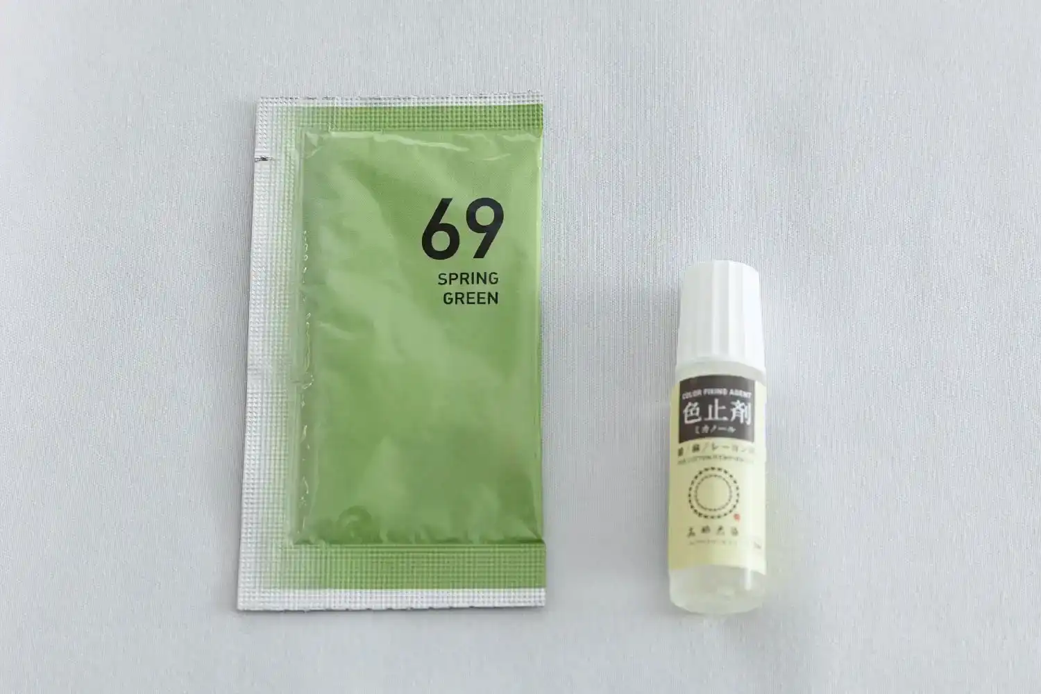 ｺｰﾙﾀﾞｲﾎｯﾄ10gｽﾌﾟﾘﾝｸﾞｸﾞﾘﾝ＆色止剤｜みやこ染｜創業1890年。日本生まれ