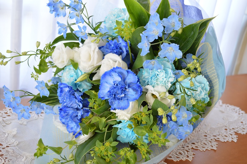 大人のブーケ BlueWhite （カーネーションの花束）ブルー系 誕生日