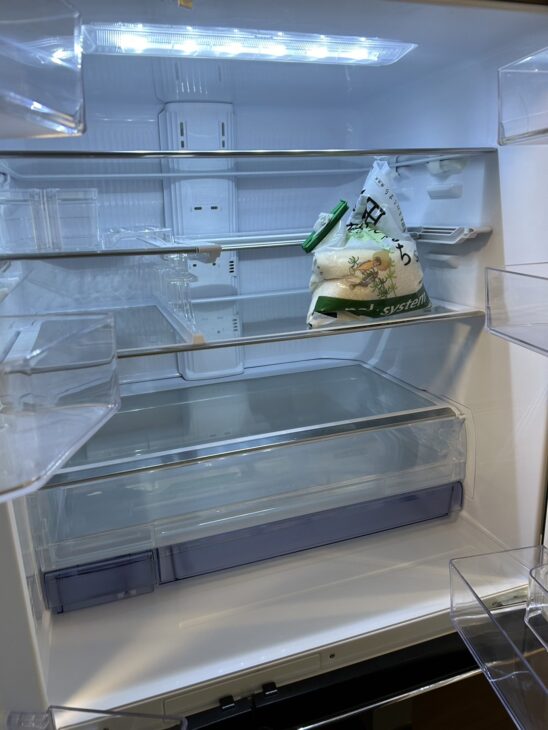 700Lの大型6ドア冷蔵庫 MR-WX70E-BR 三菱を姫路市の方よりご相談【高価