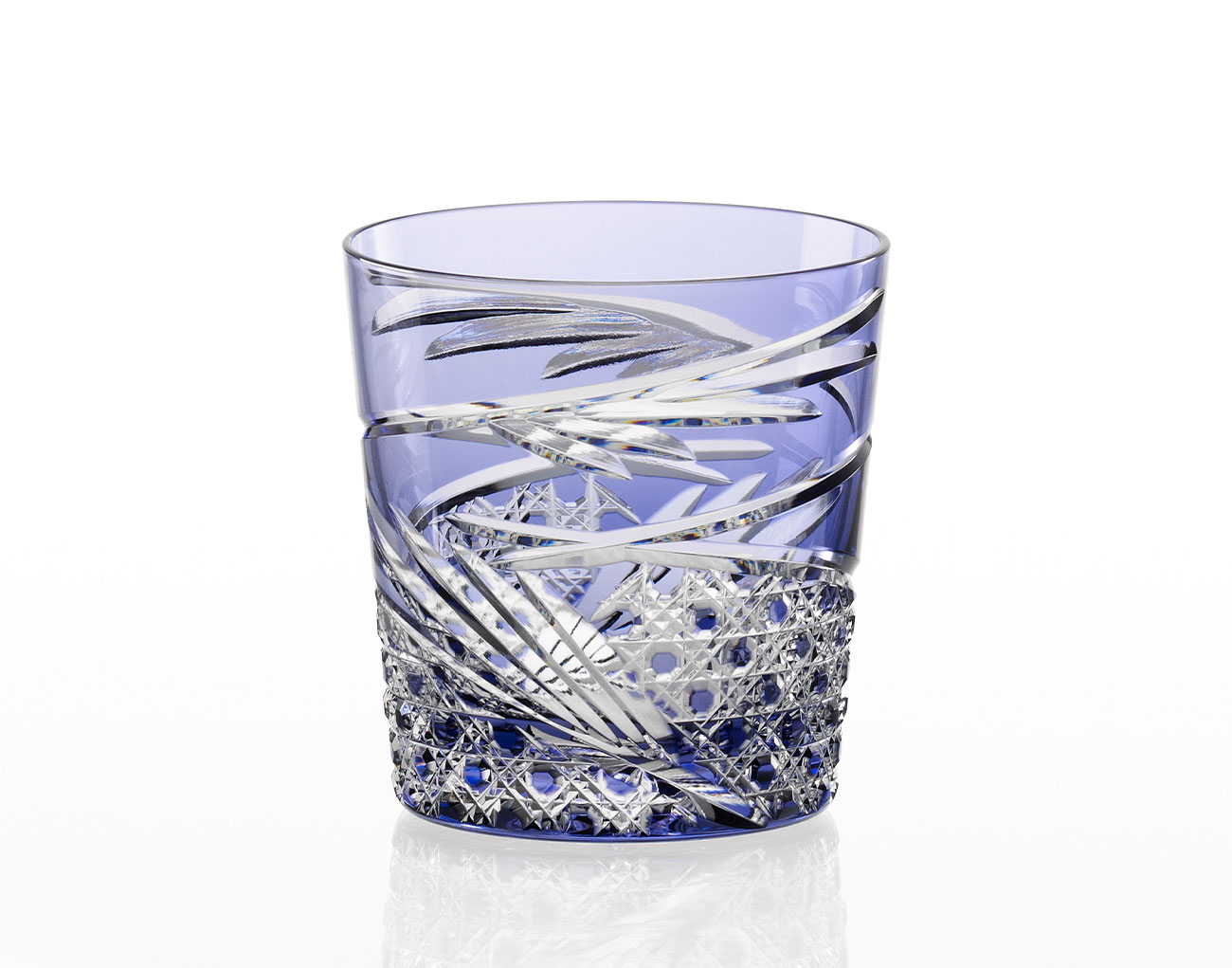 江戸切子 ペアワイングラス＜笹っ葉に四角籠目紋＞ | カガミクリスタル