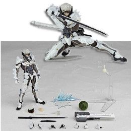 FIG]リボルテックヤマグチ140EX 雷電ホワイトアーマー メタルギア