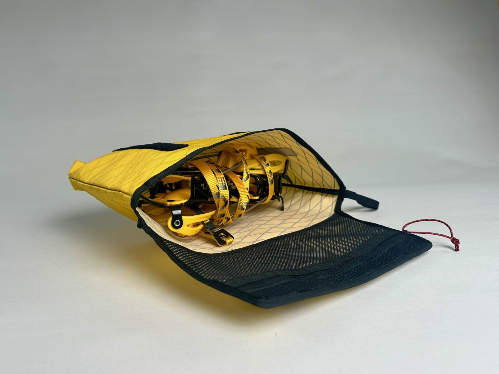 カモシカオリジナル X-PAC マルチギアバッグ (MODEL:2025-26)