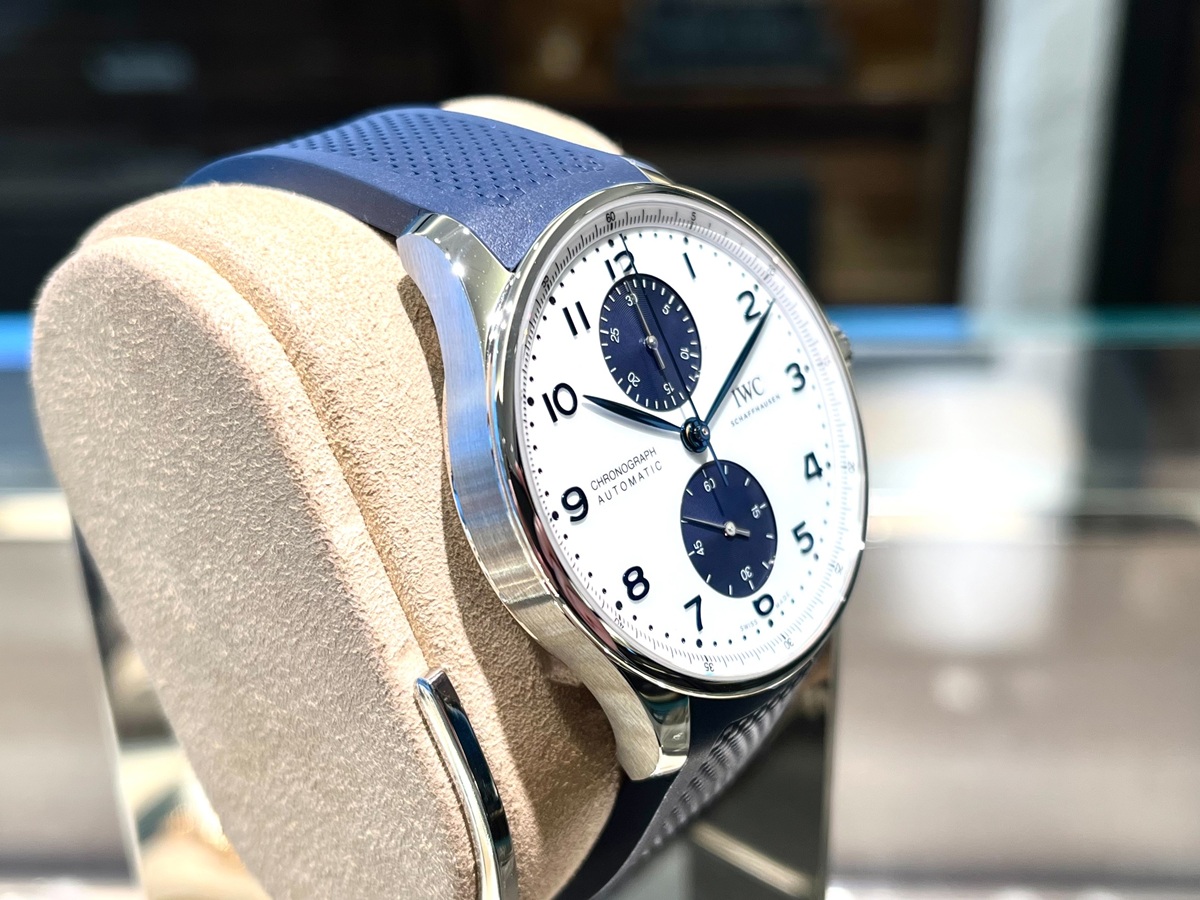IWC】ラバーベルトでポルトギーゼを夏でもスマートに！_ポルトギーゼ用