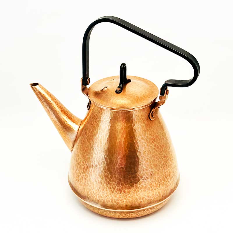 入荷しました】 鍛金の銅製ケトル｜キッチンパラダイス