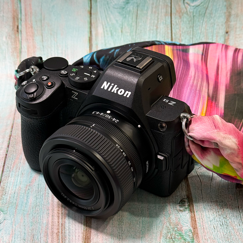 初心者におすすめのカメラ『ニコン Z5II』｜写真家 水咲奈々 | ShaSha