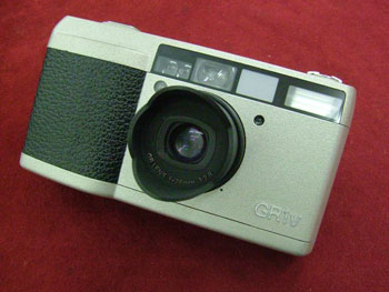 Vol.323]脚気になったカメラ（リコーGR-1編）│修理人たぐちの徒然