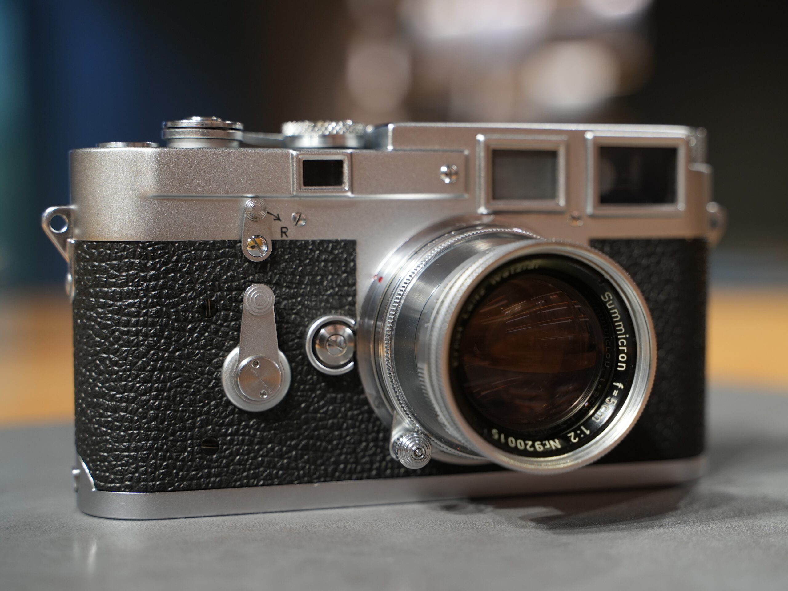 新宿 北村写真機店のカウンターで、お薦めライカを味わい尽くす｜ Vol