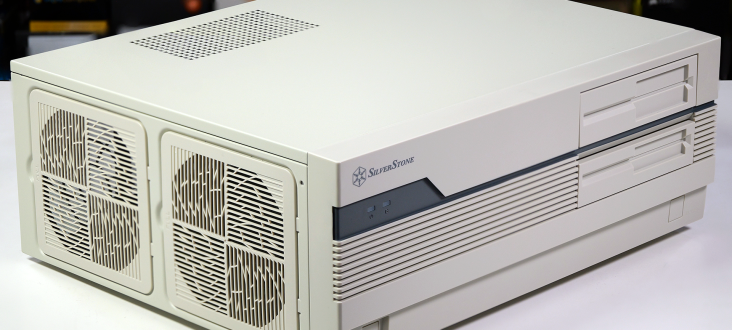 SilverStone FLP01 – The 80s Called, They Want Their Case Back