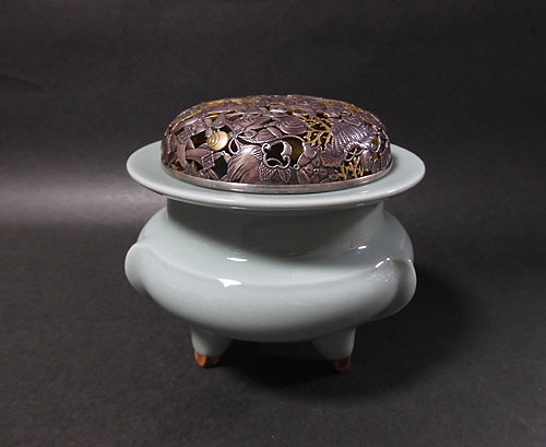 二代 諏訪蘇山作 染付牡丹香合 共箱 茶道具 C156 1F14 二代 諏訪蘇山作